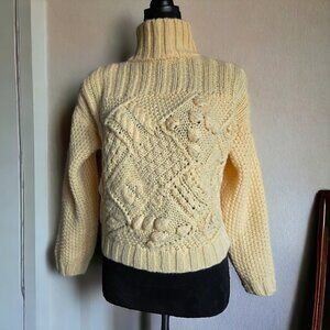 Vintage CRAYONS  (S) YELLOW HAND KNIT Chunky Sweater.